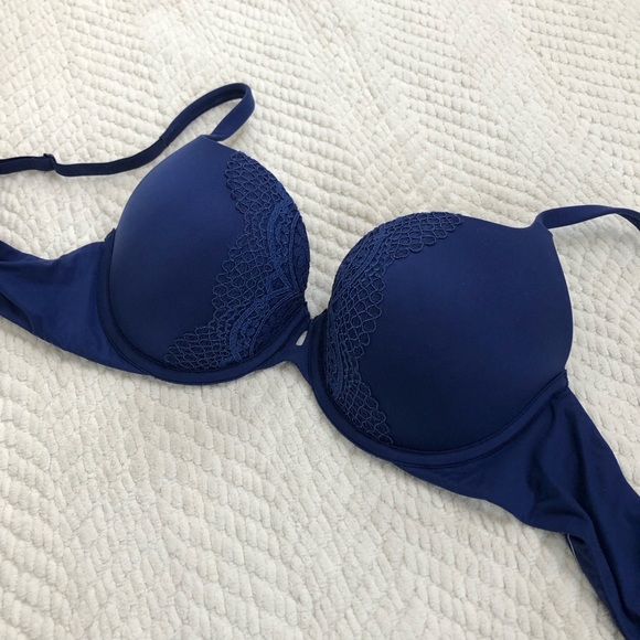 Victoria’s Secret Blue Perfect Shape Bra, 36C - Picture 5 of 5